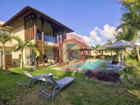 LUXUEUSE VILLA DE 4 CH A 500 METRES DE LA MER DANS LE NORD DE L’ILE MAURICE