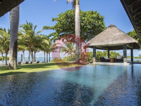 VUE MER – PRESTIGEUSE VILLA DE 5 CH AU FOUR SEASONS RESORT DANS LE DOMAINE D'ANAHITA 