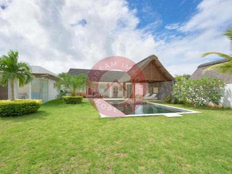 SUPERBE VILLA MODERNE TRES BIEN PLACEE AU CLOS DU LITTORAL 2 A GRAND BAIE – ILE MAURICE