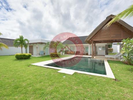 SUPERBE VILLA MODERNE TRES BIEN PLACEE AU CLOS DU LITTORAL 2 A GRAND BAIE – ILE MAURICE