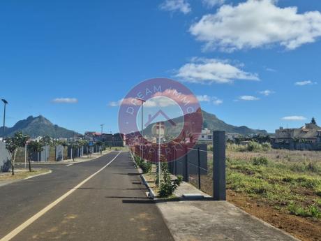 TERRAIN RESIDENTIEL DE 420 M2 A VENDRE DANS LE QUARTIER DE L’AVENIR - LE MAURICE