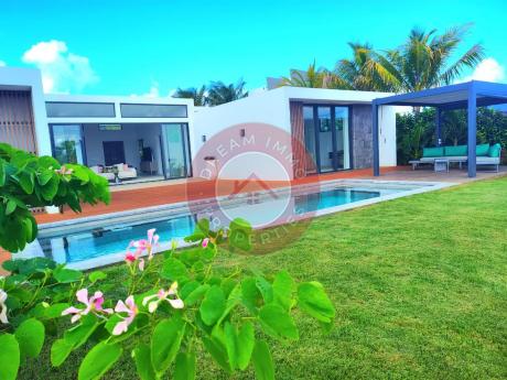 SUPERBE VILLA SUR LE GOLF A AZURI VILLAGE AVEC ACCES HOTEL 5* – ILE MAURICE