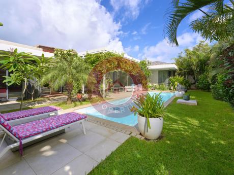 GRANDE ET SUPERBE VILLA 4CH PROCHE MER A PEREYBERE - ILE MAURICE