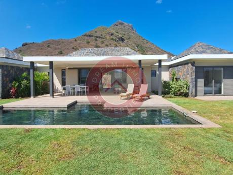 SUBLIME VILLA 4 CHAMBRES ENTRE MER ET MONTAGNE A RIVIERE NOIRE – ILE MAURICE