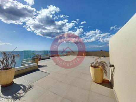 SUBLIME PENTHOUSE VUE MER PANORAMIQUE ET ACCES MER A FLIC EN FLAC – ILE MAURICE
