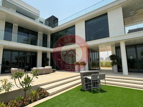 GRANDE VILLA D’EXCEPTION DE 7CH AVEC VUE IMPRENABLE GOLF A DAMAC HILLS - DUBAI