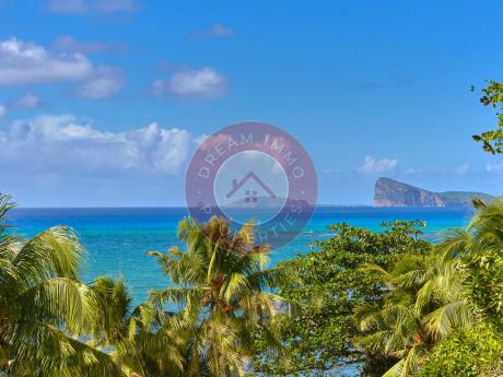 SUBLIME DUPLEX DE 4 CHAMBRES AVEC VUE MER A POINTE AUX CANONNIERS – ILE MAURICE