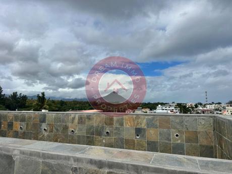 A 5 MIN DE LA MER ! BEL APPARTEMENT DE 2 CH CONSTRUIT A FLIC EN FLAC – ILE MAURICE