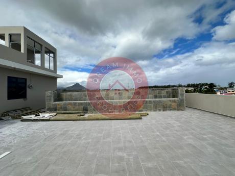 A 5 MIN DE LA MER ! BEL APPARTEMENT DE 2 CH CONSTRUIT A FLIC EN FLAC – ILE MAURICE