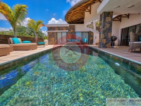PRESTIGIEUSES VILLAS TRES PROCHE MER À TROU AUX BICHES AU NORD DE L’ILE MAURICE