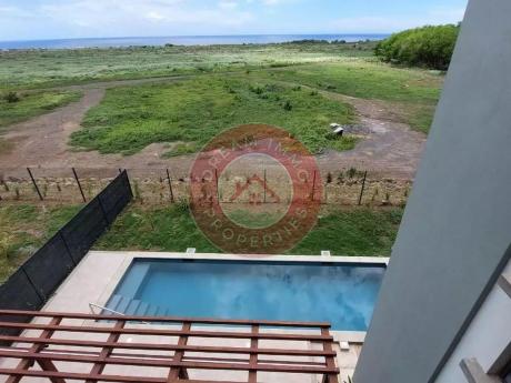 APPARTEMENT NEUF DE 3 CHAMBRES ENTRE MONTAGNE & MER A FLIC EN FLAC – ILE MAURICE 