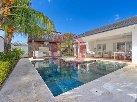 BELLE VILLA DE 3 CHAMBRES AVEC PISCINE PRIVEE  A GRAND BAIE – ILE MAURICE