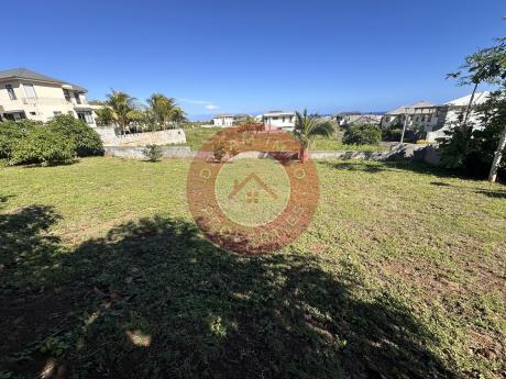 TERRAIN RESIDENTIEL VUE MER AUX JARDINS D’ANNA A FLIC EN FLAC – ILE MAURICE