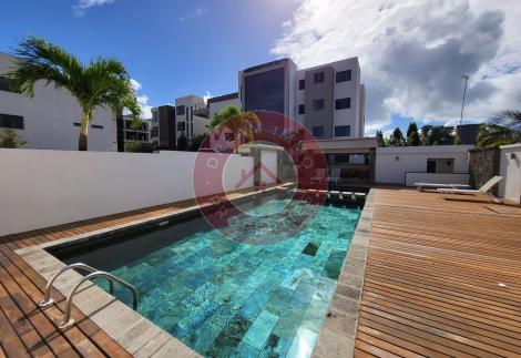 PROCHE MER ! APPARTEMENT MEUBLE DE 3 CH A PEREYBERE – ILE MAURICE 