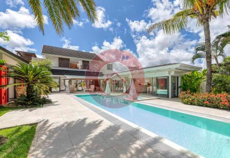 GRANDE VILLA SUR UN TERRAIN DE 1045 M2 AU CLOS DU LITTORAL A GRAND BAIE - ILE MAURICE