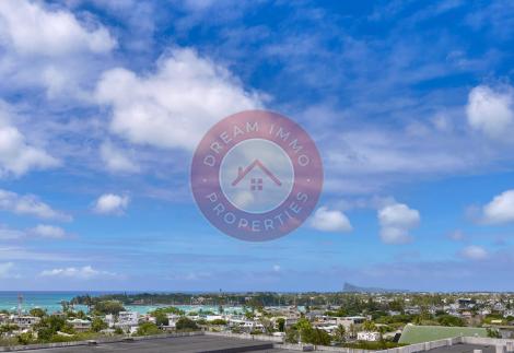 SUPERBE PENTHOUSE DE 6 CH MEUBLE SITUE A GRAND BAIE LA CROISETTE - ILE MAURICE