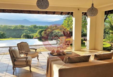 LUXUEUSE VILLA AVEC VUE A COUPER LE SOUFFLE AVEC GRAND TERRAIN SUR TAMARINA GOLF & RESORT - ILE MAURICE