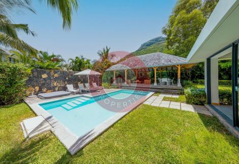 BELLE VILLA DE 4 CHAMBRES DANS UN RESORT A RIVIERE NOIRE - ILE MAURICE
