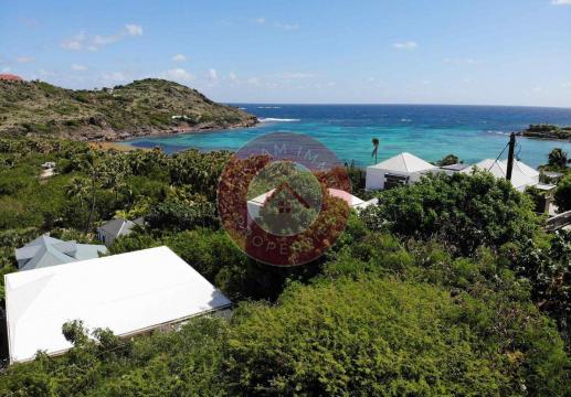 TERRAIN DE 282 M2 AVEC VUE MER IMPRENABLE A 150M DE LA PLAGE DE PETIT CUL DE SAC – ST BARTHELEMY